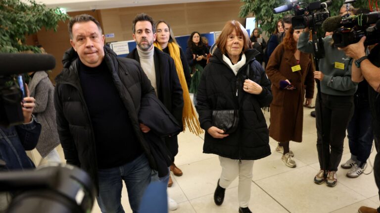 Υπόθεση Πελικό: «Ήταν πατέρας μου – Τώρα είναι τέρας» – Ο γιος της Ζιζέλ μιλά για πρώτη φορά