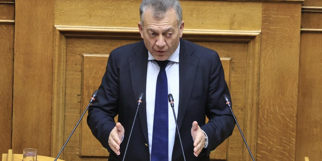 Βρούτσης: «Δεν είναι πρόταση δυσπιστίας, είναι πρόταση απελπισίας»