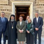 Λίνα Μενδώνη: Οι Άγιοι Θεόδωροι, μνημείο ιστορίας και πολιτισμού του 11ου αιώνα, αποδίδεται στη λατρεία