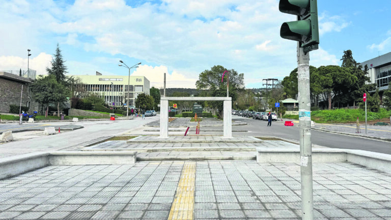 Νέα κεντρική πύλη στο ΑΠΘ