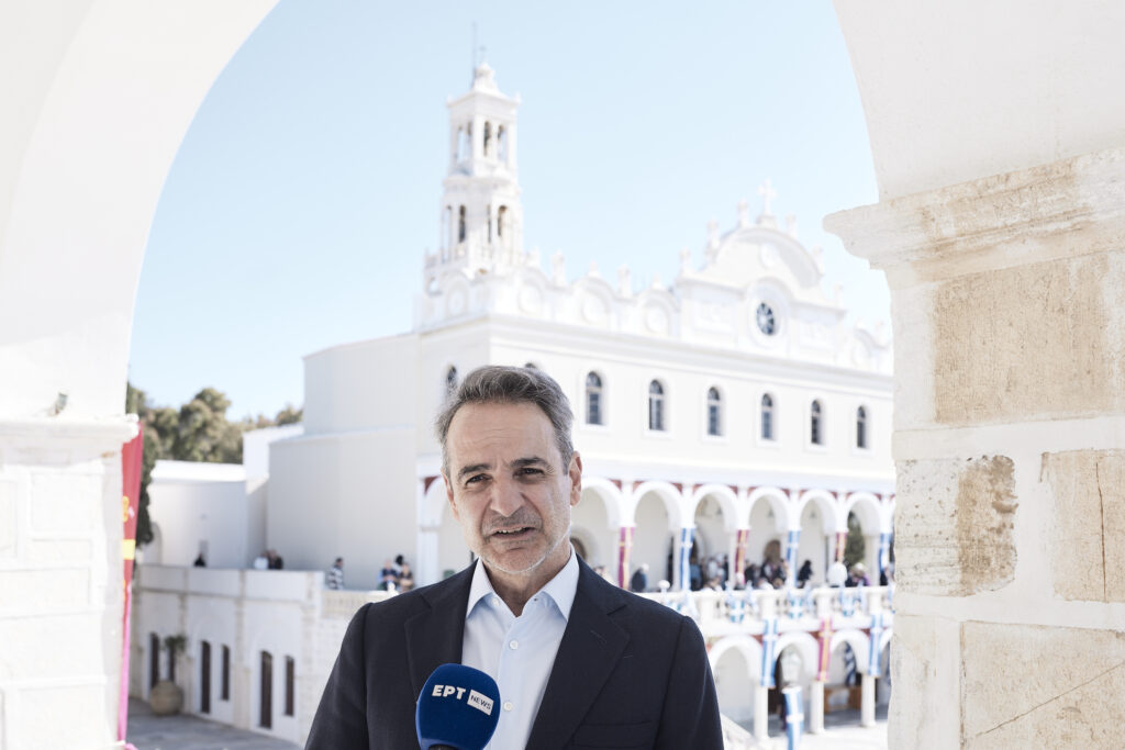 Μητσοτάκης: «Το Πάσχα μας θυμίζει ότι το φως γεννιέται μέσα από τις δυσκολίες»