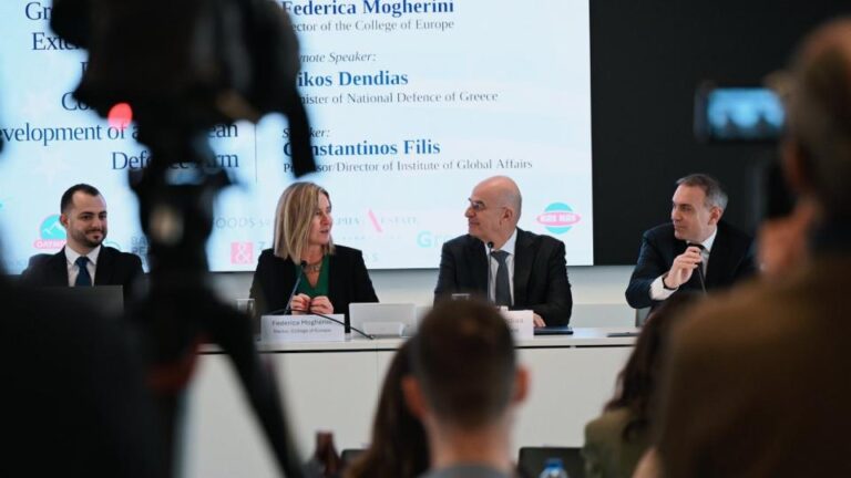 Δένδιας: Χρειάζεται χρόνος για την αμυντική αυτονομία