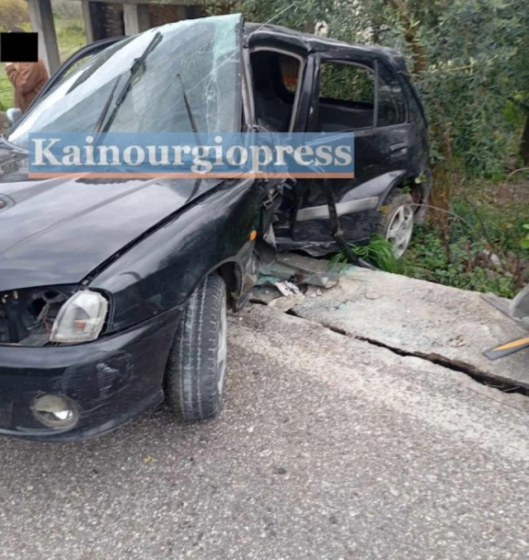 Τροχαίο στο Αγρίνιο: Στο νοσοκομείο ο οδηγός του Ι.Χ – Το όχημα εξετράπη της πορείας του [εικόνες]
