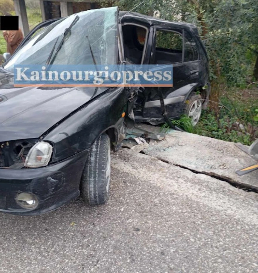 Τροχαίο στο Αγρίνιο: Στο νοσοκομείο ο οδηγός του Ι.Χ – Το όχημα εξετράπη της πορείας του [εικόνες]