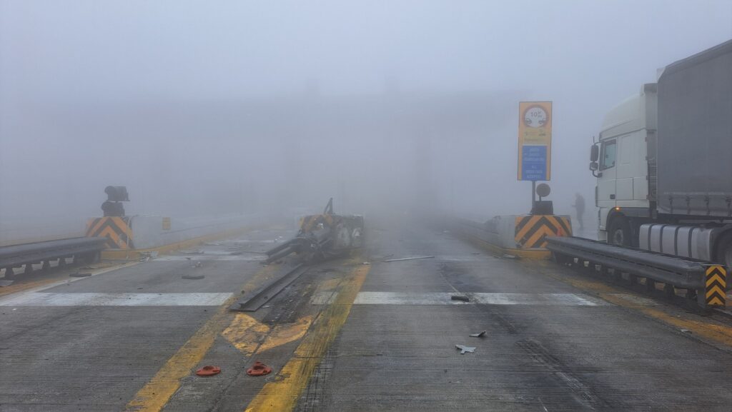 Τραγωδία στην Εγνατία Οδό: Δύο άτομα απανθρακώθηκαν από το σοκαριστικό τροχαίο στα διόδια Πολυμύλου