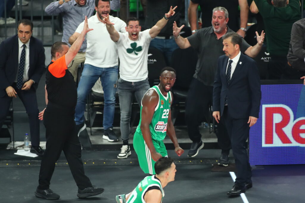 Παναθηναϊκός – Εφές 87-83: Εκαναν το 1-0 οι «πράσινοι»