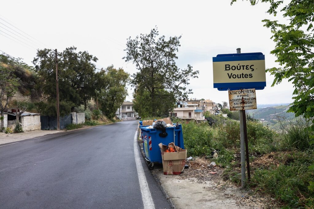 Βούτες Ηρακλείου: Ζημιές σε 20 κατοικίες και «λουκέτο» σε παιδική χαρά – Επτά ακατάλληλα σπίτι