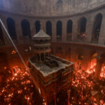 Άγιο Φως: Έγινε η Τελετή Αφής στα Ιεροσόλυμα - Πότε αναμένεται στην Αθήνα