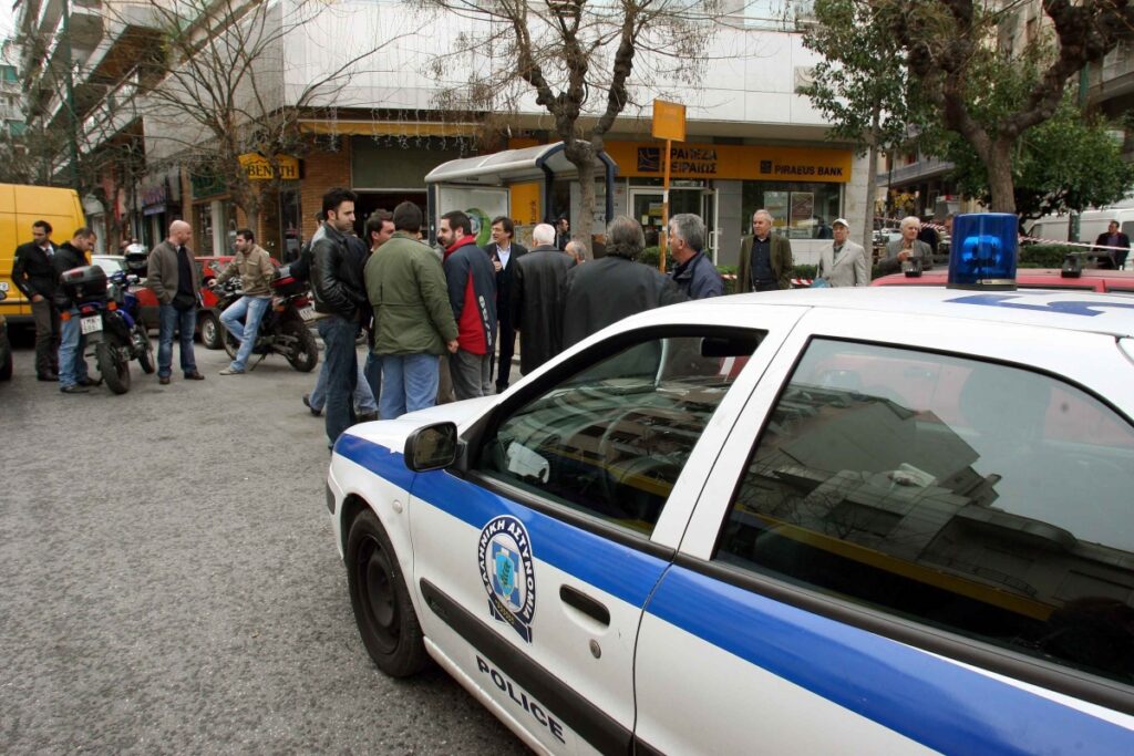 Ένοπλη ληστεία στην Αιτωλοακαρνανία: Εντοπίστηκαν οι μοτοσικλέτες των ληστών – Την υπόθεση ανέ