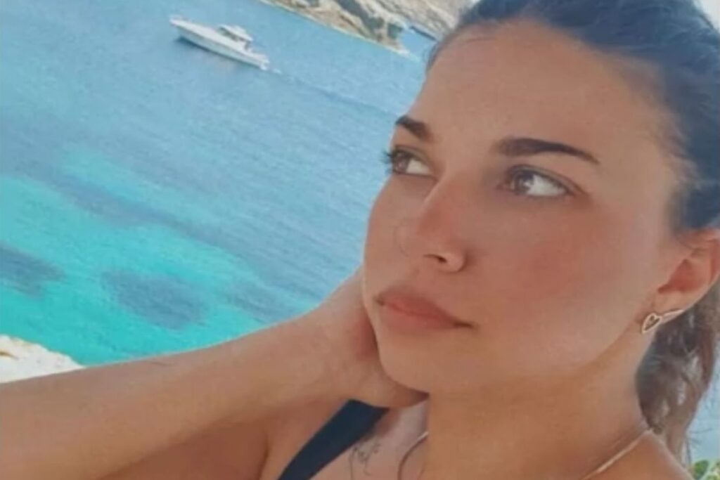 Θρίλερ με την εξαφάνιση της 30χρονης στην Αθήνα – Το τελευταίο μήνυμα στη μητέρα της [βίντεο]