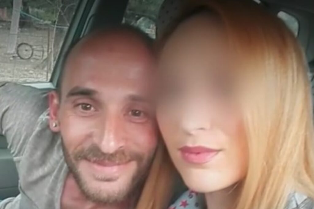 Κερατσίνι: Θρήνος στην κηδεία του 43χρονου που βρέθηκε απαγχονισμένος [Βίντεο]