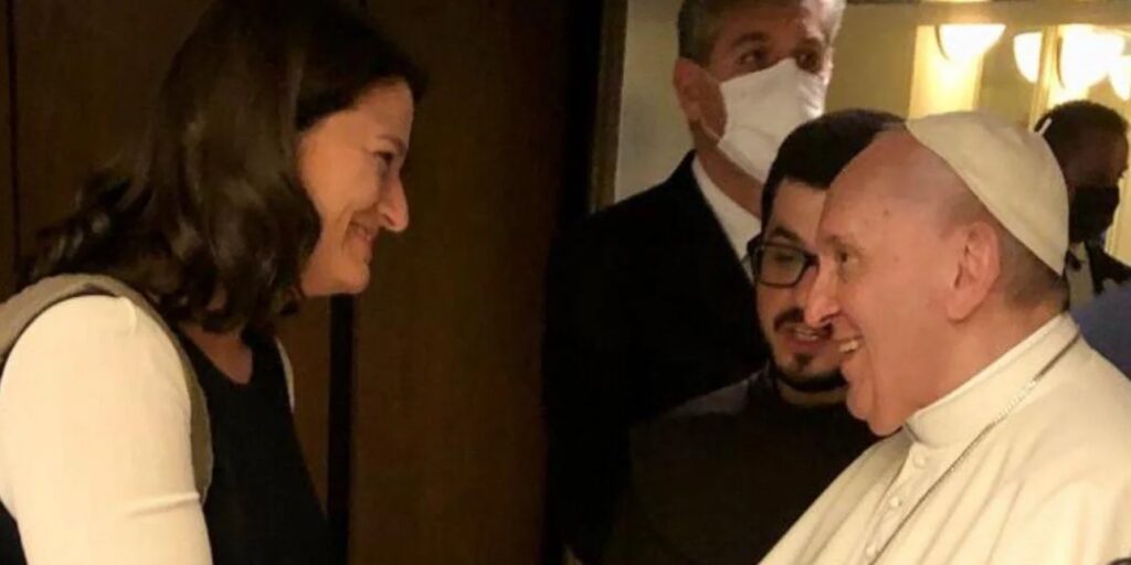 Κεραμέως: Πνευματικός ηγέτης ο Πάπας Φραγκίσκος, δίδαξε την αξία της συγχώρεσης και της μετάνοιας