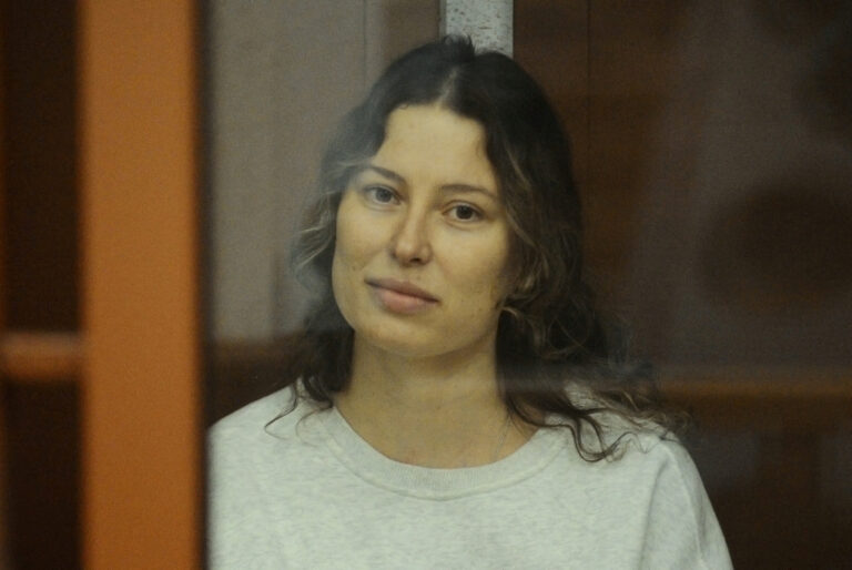 Ανταλλαγή κρατουμένων μεταξύ ΗΠΑ – Ρωσίας: «Ελεύθερη η Ξένια Καρελίνα»