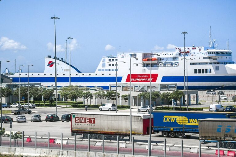 Θάνατος 47χρονης ναυτικού στην Πάτρα: «Περιμέναμε ότι θα γινόταν» – Κρούει τον κώδωνα του κινδύνου μέσω του EleftherosTypos.gr o Γ.Γ. της ΠΝΟ – 4 συλλήψεις για την τραγωδία