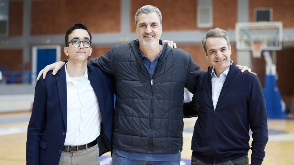 Μητσοτάκης για τον αθλητή με αναπηρία του Ερμή Σχηματαρίου: Ο Παναγιώτης έχει τον θαυμασμό μου για το σθένος του