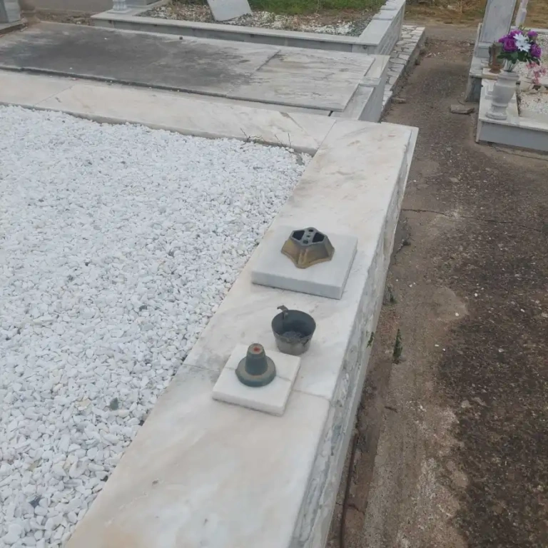 Ηλεία: Βανδαλισμός σε κοιμητήριο – Άγνωστοι έκλεψαν καντήλια από δεκάδες τάφους