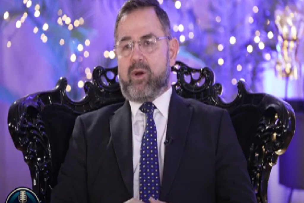 Σταύρος Μπαλάσκας: «Με έβριζε και μου άρεσε» – Πώς γνωρίστηκε με την σύζυγό του [Βίντεο]