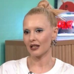 Τάμτα: Τα δύσκολα παιδικά της χρόνια, η κόρη της και η «αθόρυβη» σχέση με τον Πάρι Κασιδόκωστα – «Δεν σκέφτηκα ποτέ τι θα πει ο κόσμος» [βίντεο]