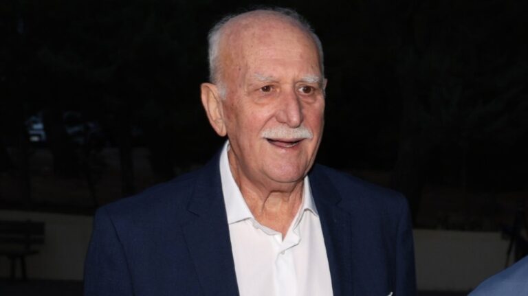 Γιώργος Παπαδάκης