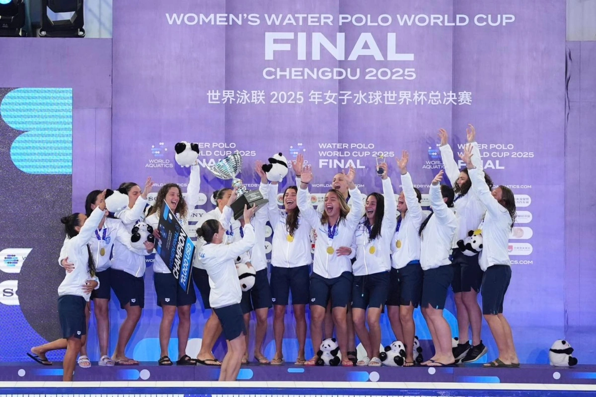 Εθνική Πόλο Γυναικών: Συγκίνηση και δέος για τα χρυσά κορίτσια της Κίνας - Η στιγμή της απονομής και η ανάκρουση του εθνικού ύμνου [βίντεο]