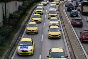 Έρχεται 48ωρη απεργία των ταξί - Ο Λυμπερόπουλος αντιδρά στην πρόταση Κυρανάκη