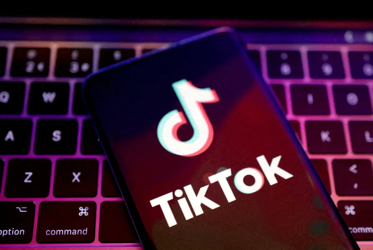 Μπλόκο από Ε.Ε. στο TikTok: Να αλλάξουν οι ρυθμίσεις για ανήλικους