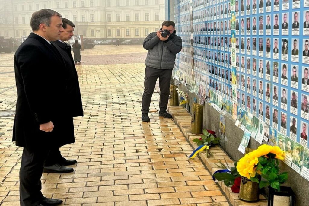 Επίσκεψη Χατζηβασιλείου στην Ουκρανία – Ποιους Υπουργούς συνάντησε – Τι συζήτησαν