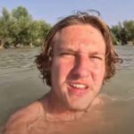 You tuber άφησε μία Coca Cola σε απομονωμένη φυλή του Ινδικού: Γιατί συνελήφθη;