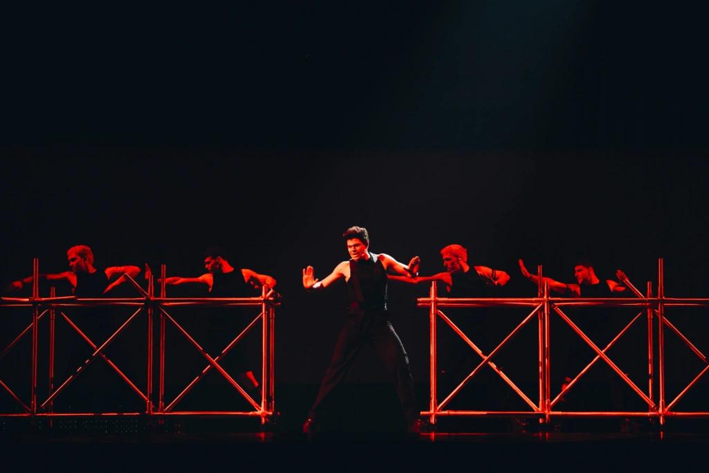 Eurovision 2025: Εντυπωσιακή η εμφάνιση του Theo Evan για την Κύπρο στον Α’ ημιτελικό