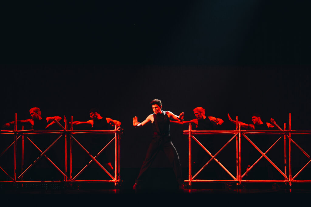 Eurovision 2025: Εντυπωσιακή η εμφάνιση του Theo Evan για την Κύπρο στον Α’ ημιτελικό