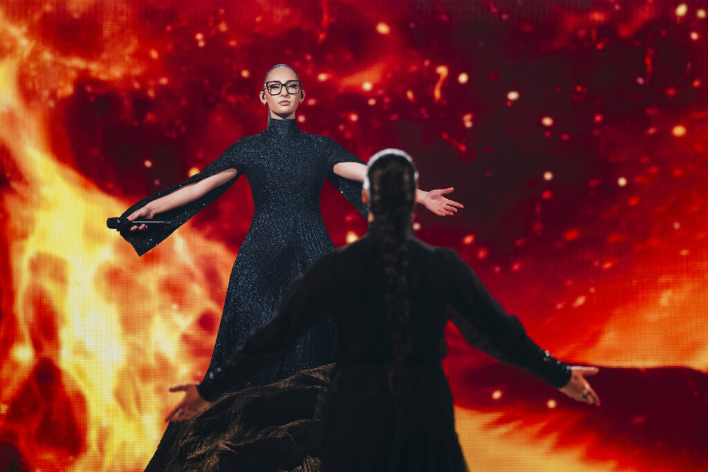 Eurovision 2025: Αποθέωσαν την Κλαυδία στην τελευταία πρόβα πριν τον Β’ ημιτελικό – Οι α