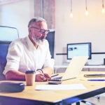 Λαϊκά ομόλογα: Υψηλότερη απόδοση για τα έντοκα από τις προθεσμιακές