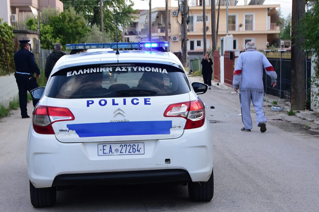 Αμφιλοχία: Σοκ από την ομολογία του πατροκτόνου – «Τον σκότωσα, ελάτε να τον πάρετε» είπε στον αδερφό του