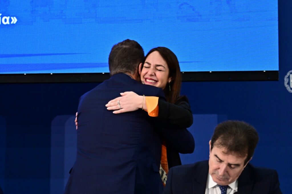 Μιχαηλίδου: Την υποδέχτηκαν με αγκαλιές και αμέτρητες ευχές