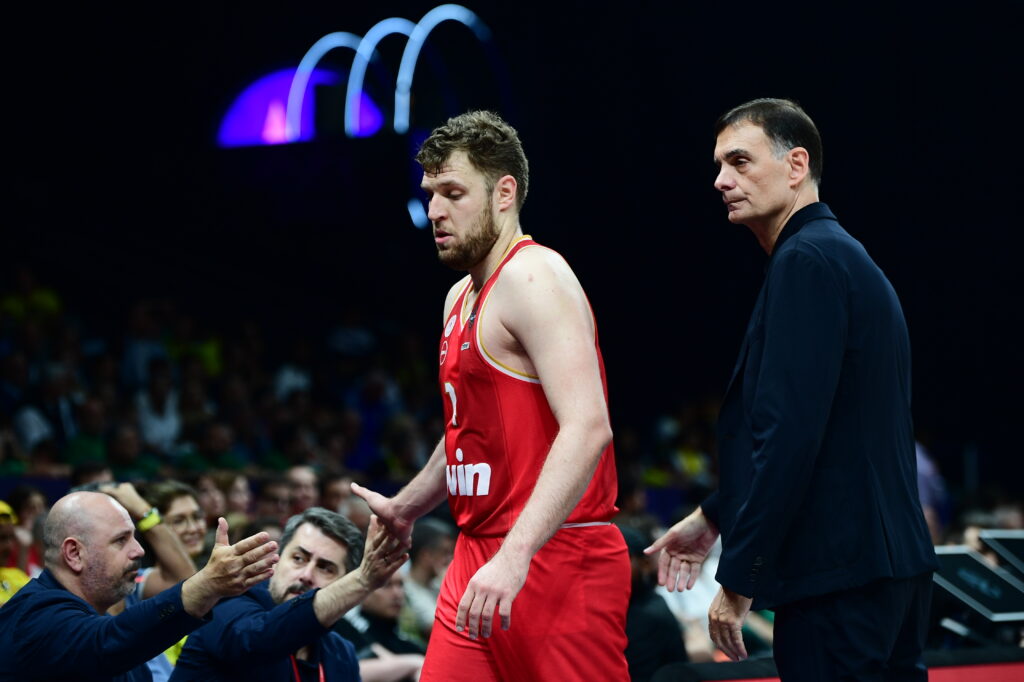 Euroleague – Final Four: Ο Ολυμπιακός πήρε τον τελικό της παρηγοριάς – Νίκησε με 97-93 τον Παναθηναϊκό