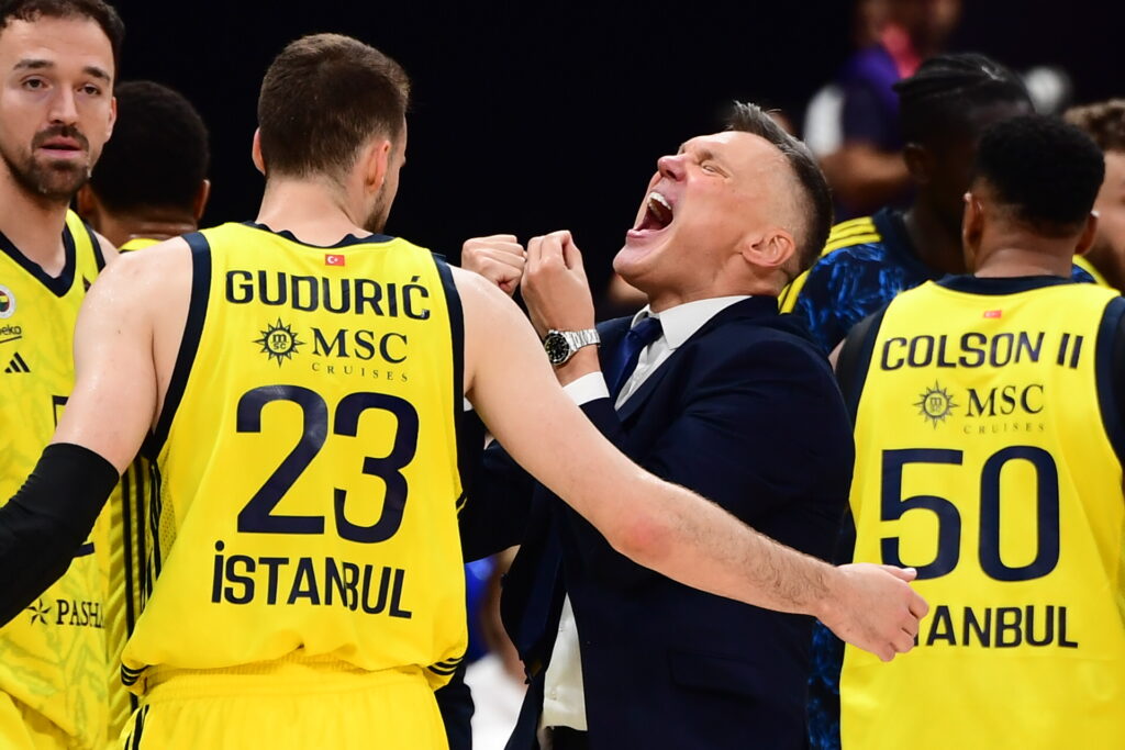 Εuroleague – Final 4: Πρωταθλήτρια Ευρώπης η Φενερμπαχτσέ του Γιασικεβίτσιους
