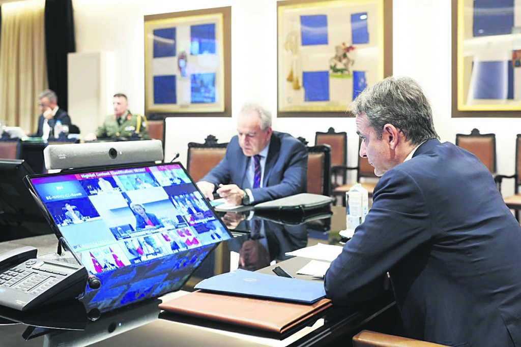 Κρίσιμες επαφές Μητσοτάκη σε Ρώμη, Βερολίνο, ΗΠΑ