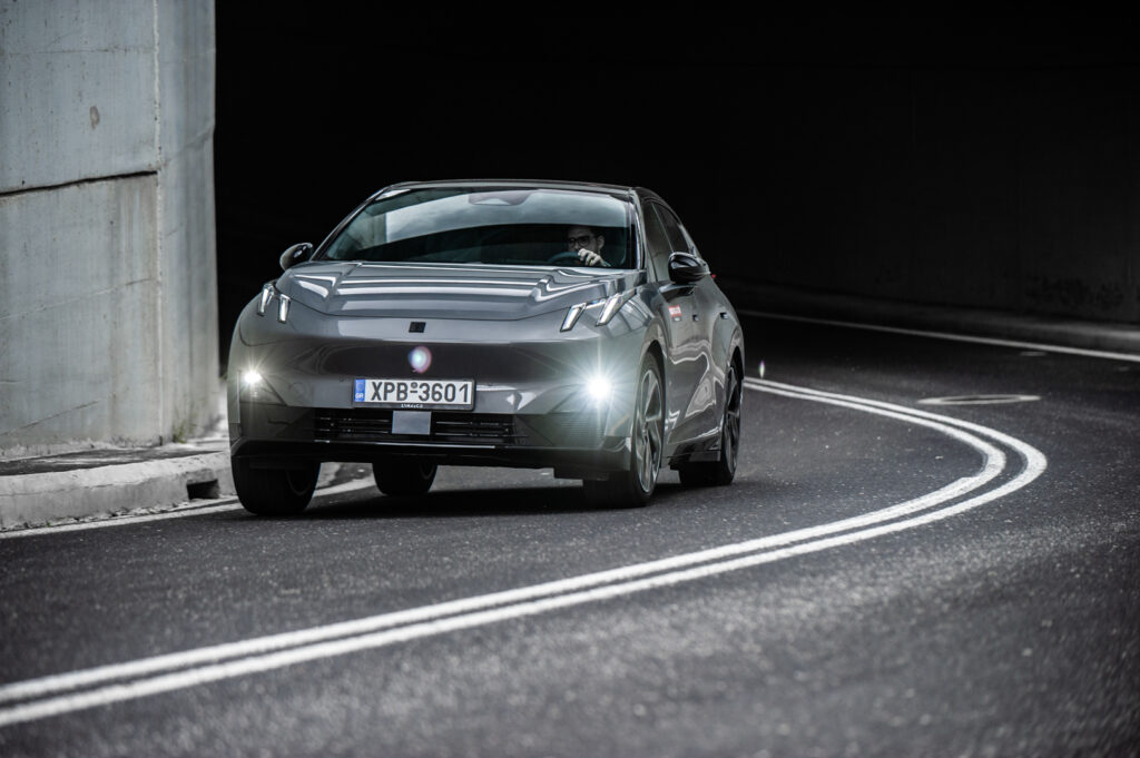Δοκιμή Lynk & Co 02: Καλύτερο & φθηνότερο απ’ τους «συγγενείς» του