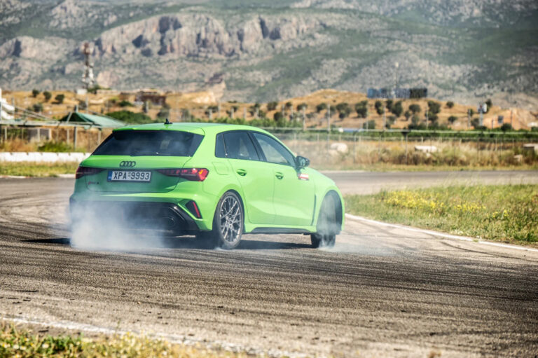 Δοκιμή Audi RS3: Αυτό το hyper-hatch θα μείνει στην ιστορία