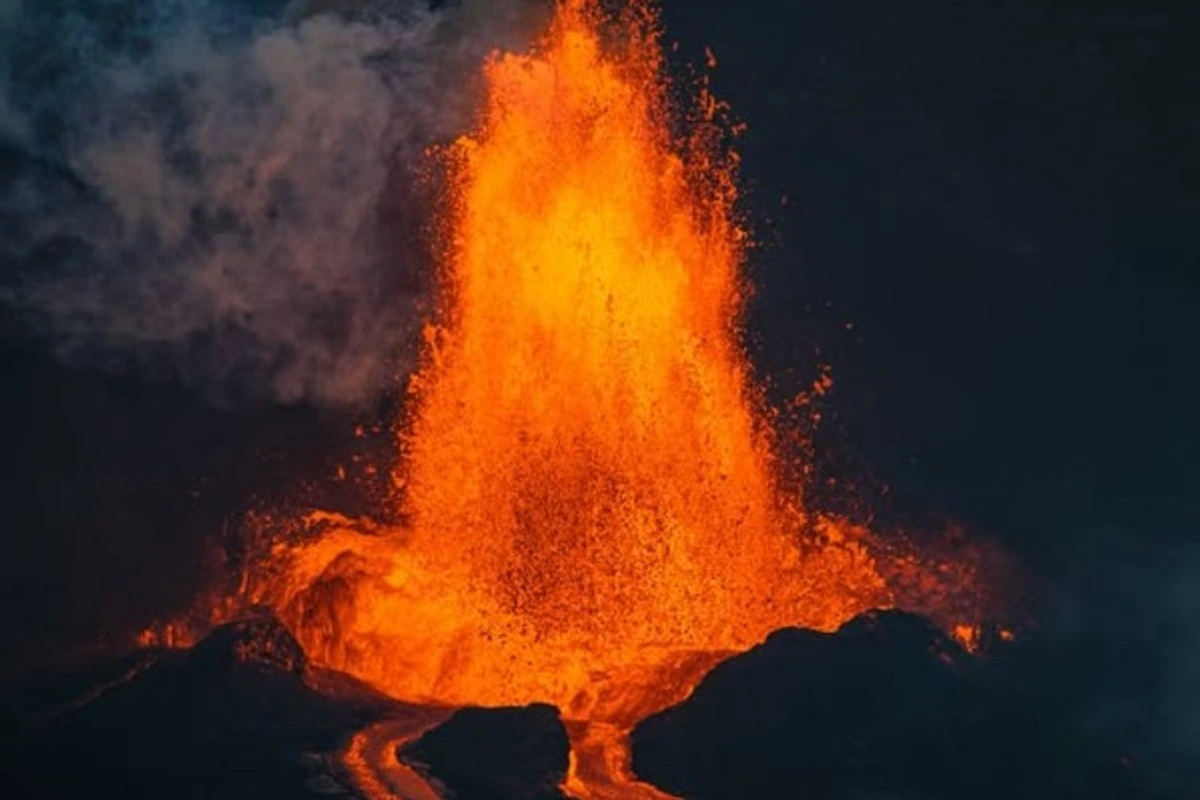 Ινδονησία: Νέα έκρηξη ηφαιστείου στη νήσο Φλόρες