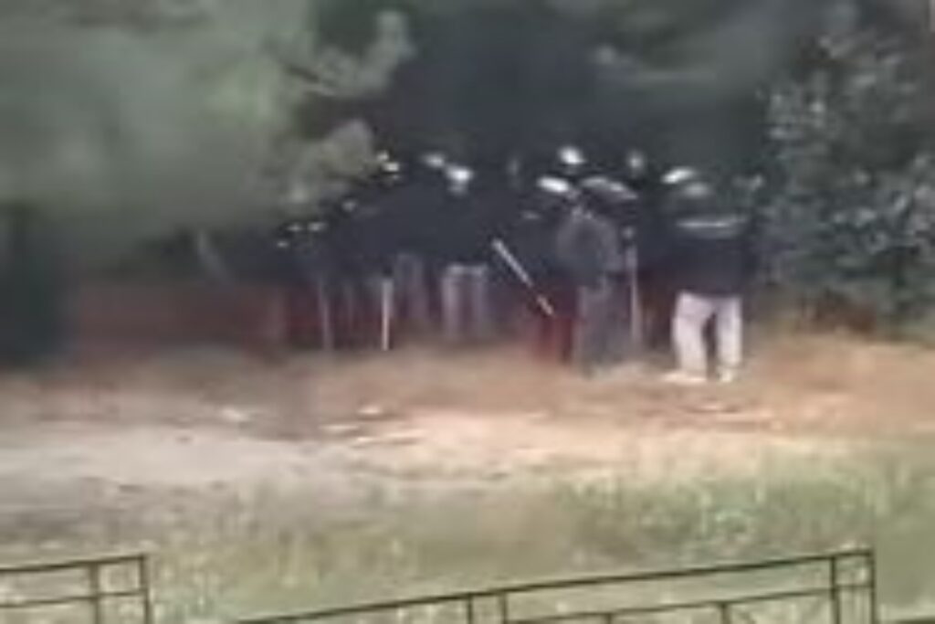 Πολυτεχνειούπολη: Όλο το χρονικό από τη νέα επίθεση των κουκουλοφόρων