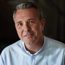 Ο Δήμαρχος Πολυγύρου, Γιώργος Εμμανουήλ 