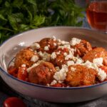 Ο μερακλίδικος μεζές της Παρασκευής – Κεφτεδάκια σαγανάκι