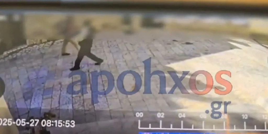 Καλάβρυτα – Ληστεία στα ΕΛΤΑ: Καρέ-καρέ η διαφυγή των δραστών με τα καλάσνικοφ – Πυροβόλησαν στον αέρα [Βίντεο]