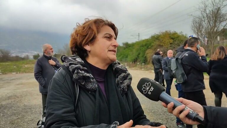ΕΙΝΑΙ ΜΑΝΑ ΤΩΝ ΤΕΜΠΩΝ η Σταυρούλα Καρύδη;