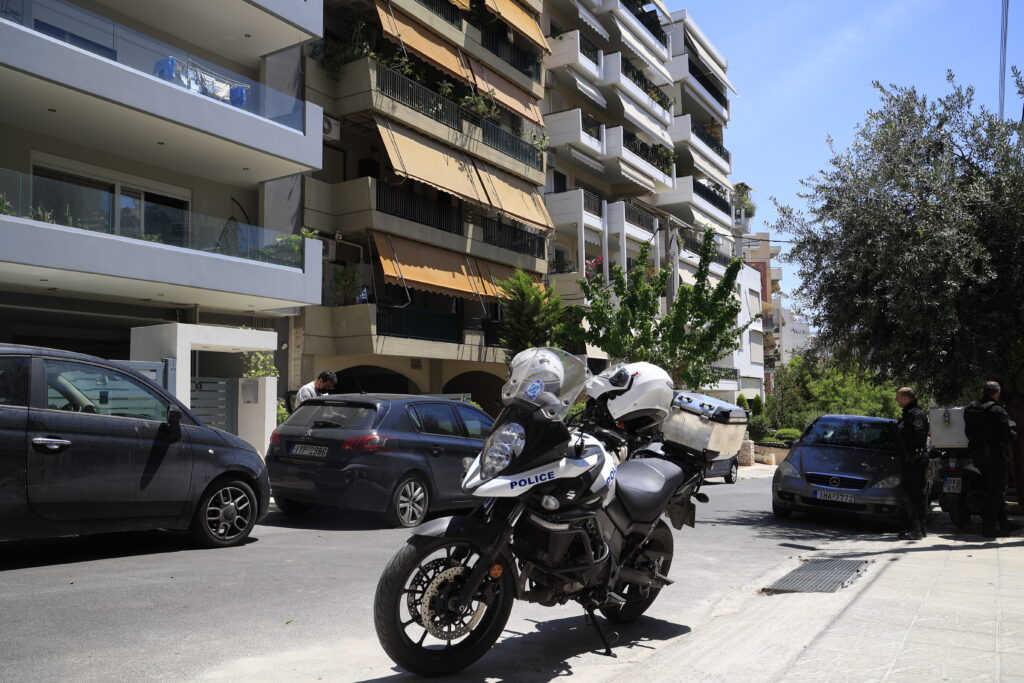 Νέα Σμύρνη: Σε κατ’ οίκον περιορισμό ο 71χρονος που κατηγορείται ότι σκότωσε τον γιο του
