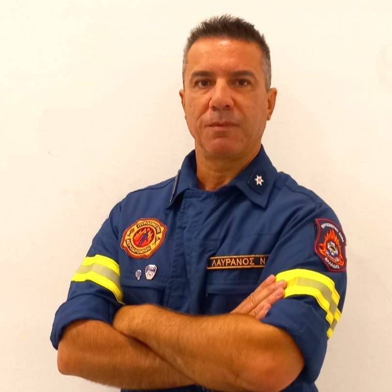 Ο Πρόεδρος Ομοσπονδίας Πυροσβεστών, Νίκος Λαυράνος