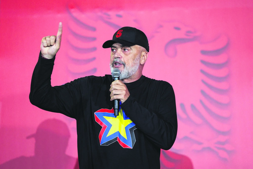 Εκλογές στην Αλβανία: Ο Ράμα ζήλεψε τον Χότζα