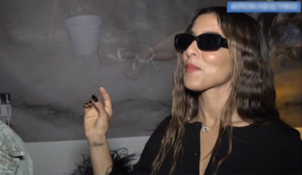 Χείμαρρος η Μαρίνα Σάττι για ρεπόρτερ στο αεροδρόμιο: «Είναι βάρβαρη παραβίαση του προσωπικού χώρου»