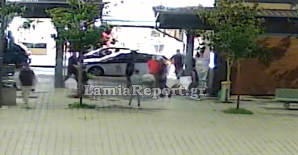 Λαμία: Άγρια συμπλοκή στο κέντρο της πόλης – Τον χτύπησε στο κεφάλι με σίδερο